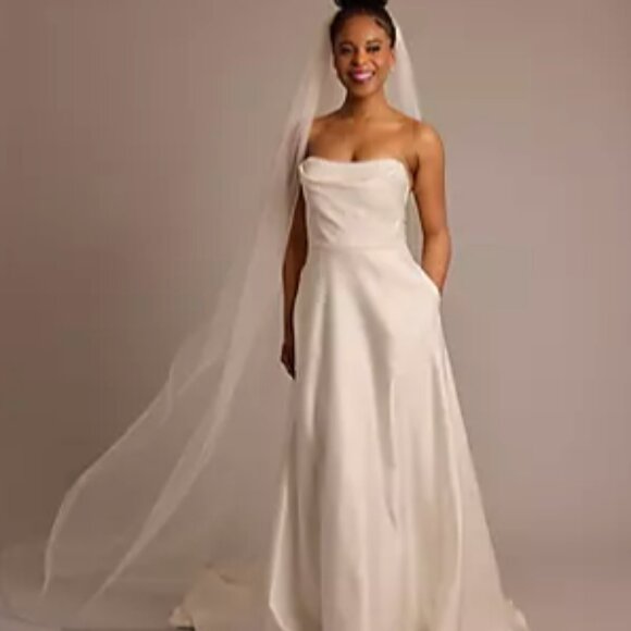 David's Bridal Chapel Veil - Picture 1 of 3